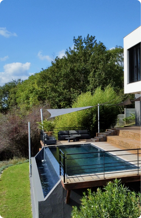 piscine à débordement